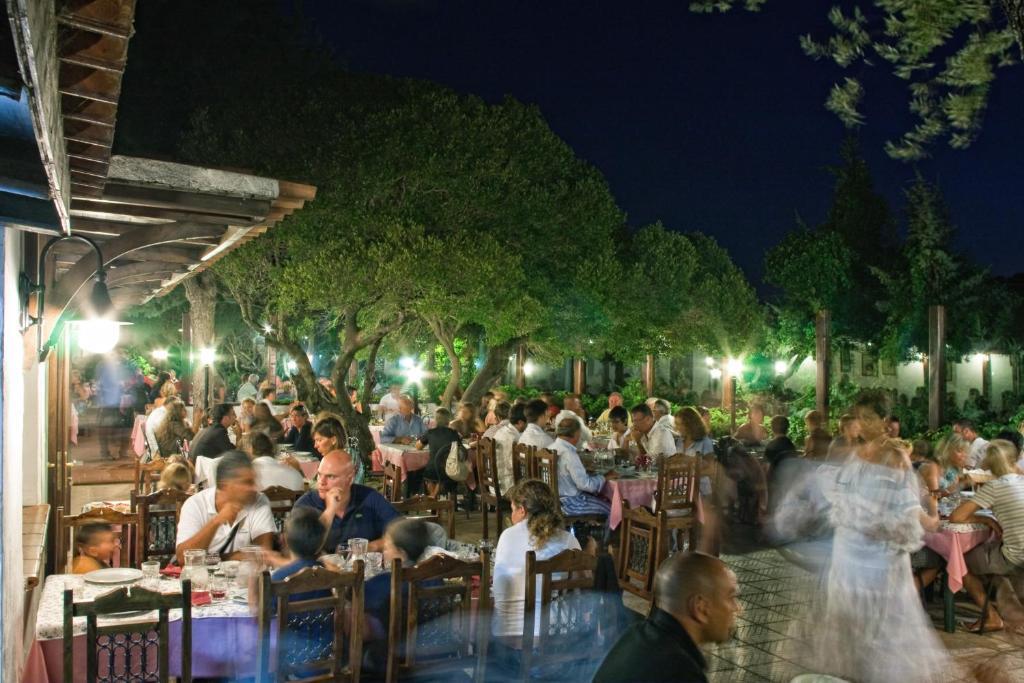 Casa Saltara (Adults Only) Villa ซานตา เตเรซา กัลลูรา ภายนอก รูปภาพ
