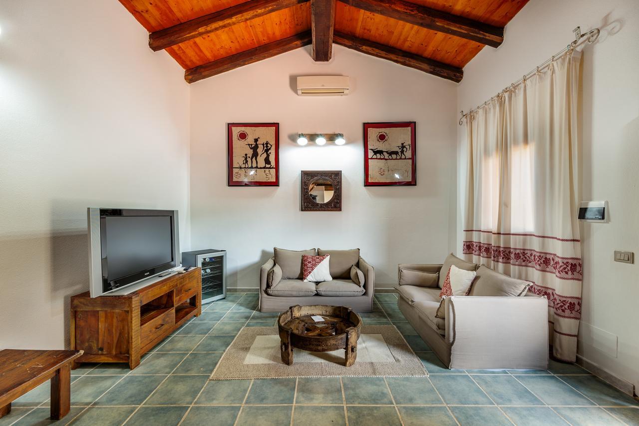 Casa Saltara (Adults Only) Villa ซานตา เตเรซา กัลลูรา ภายนอก รูปภาพ