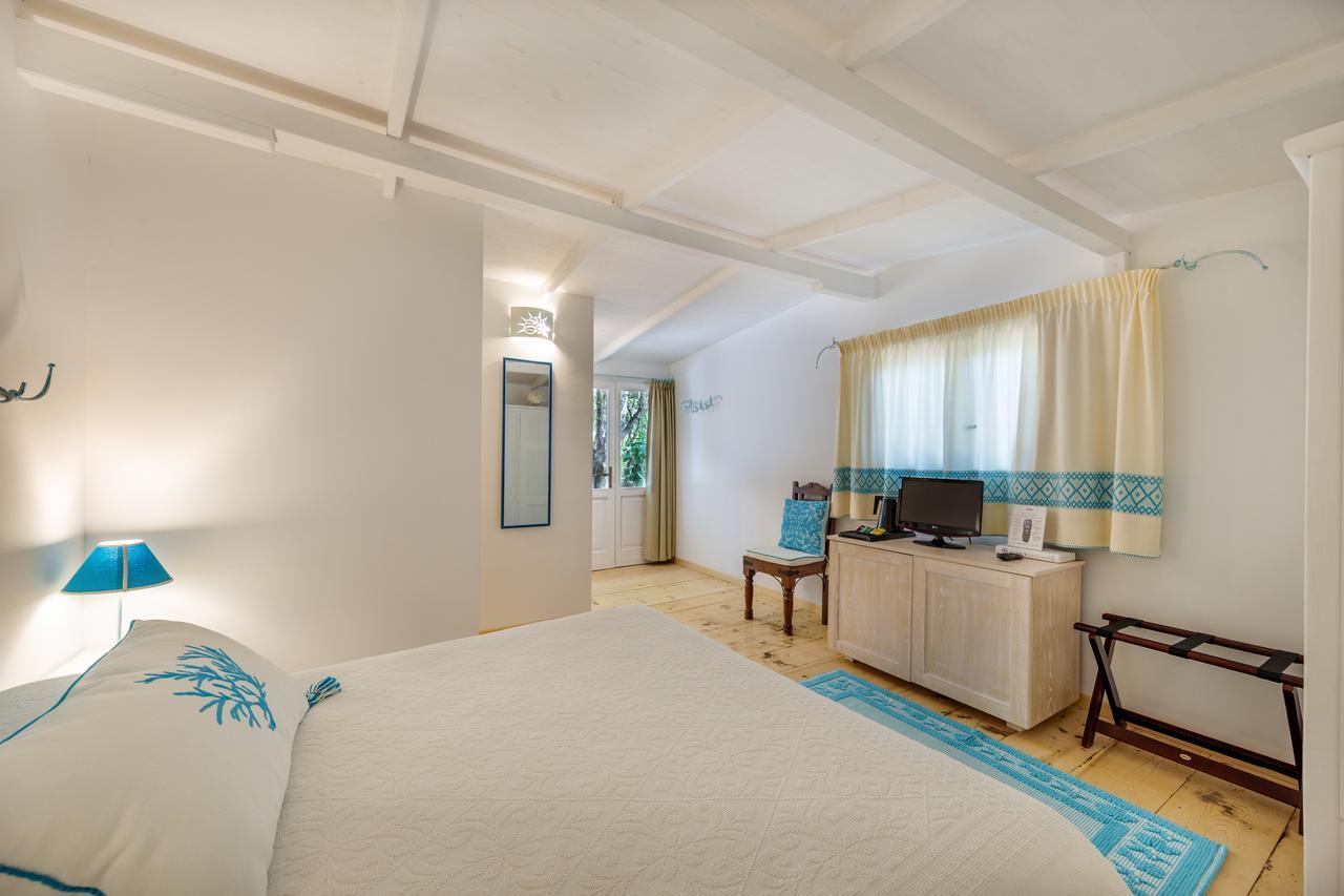 Casa Saltara (Adults Only) Villa ซานตา เตเรซา กัลลูรา ภายนอก รูปภาพ